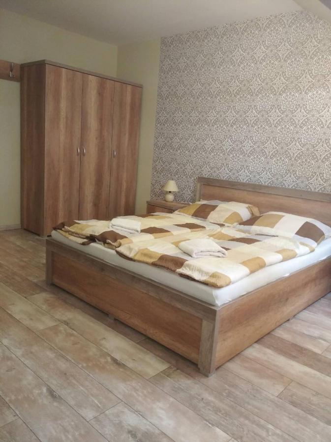 Verba Tanya Bed & Breakfast Kotaj Exterior foto